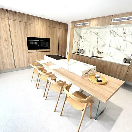 Brand New 6 Bedroom With Pool Vallauris